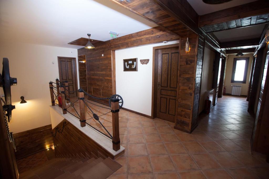 Zlaten Rozhen Family Hotel- Monument Of Cultural Significance Exterior photo
